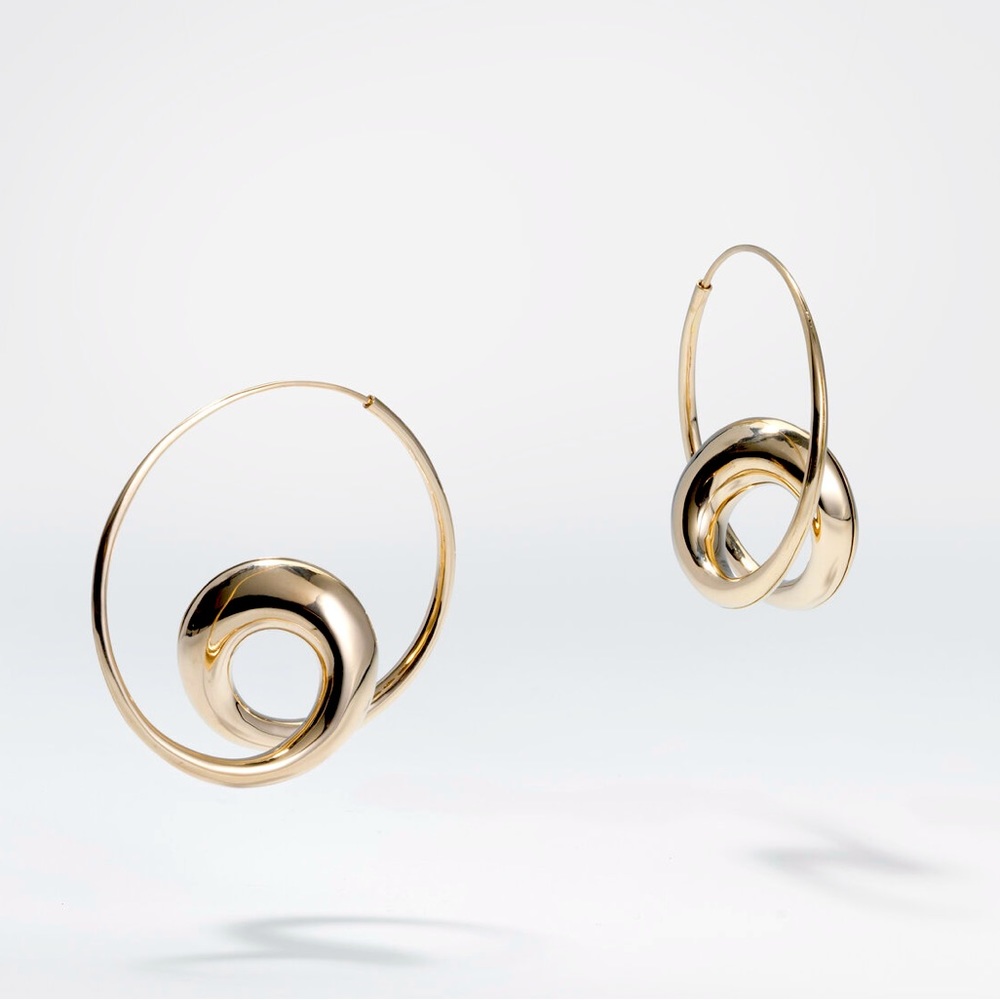 Michael Good 18K Solid Gold Curly Hoop Single Loop Earrings - Medium 1.25”